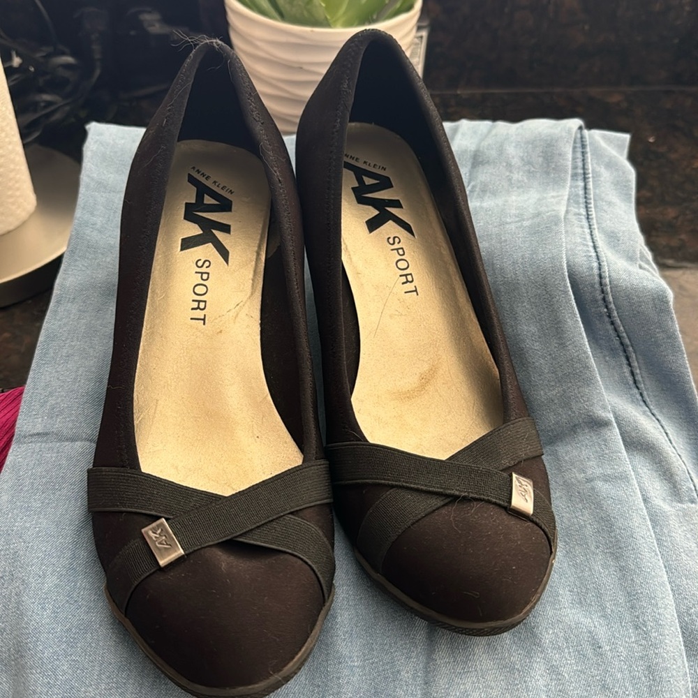 Anne Klein sport wedges